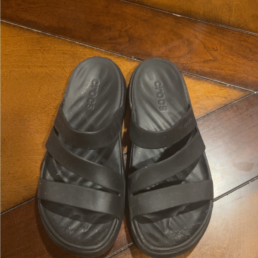 CROCS Triple Strap Black Sandals